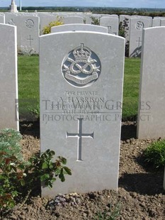 MONT HUON MILITARY CEMETERY, LE TREPORT - HARRISON, A